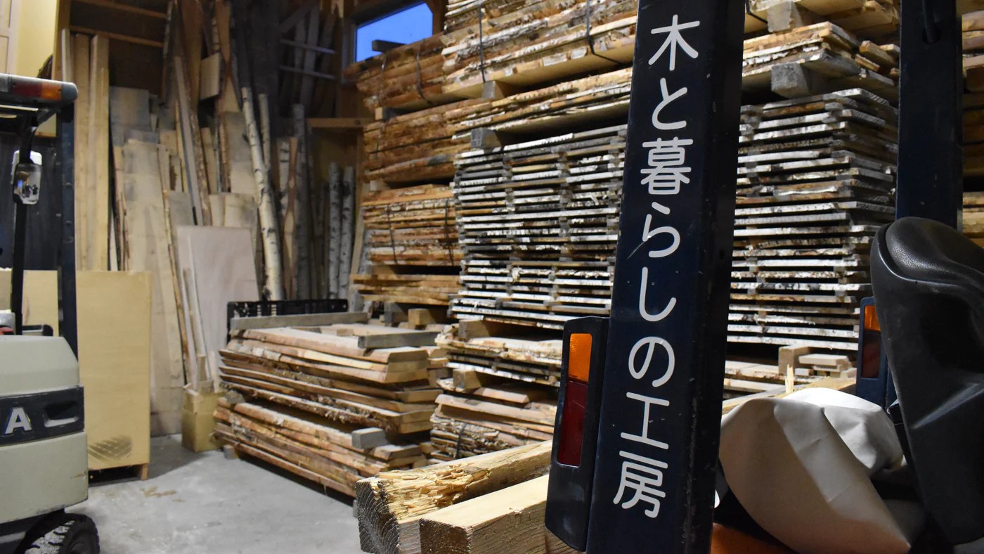 東川町｜白樺樹皮小物製作