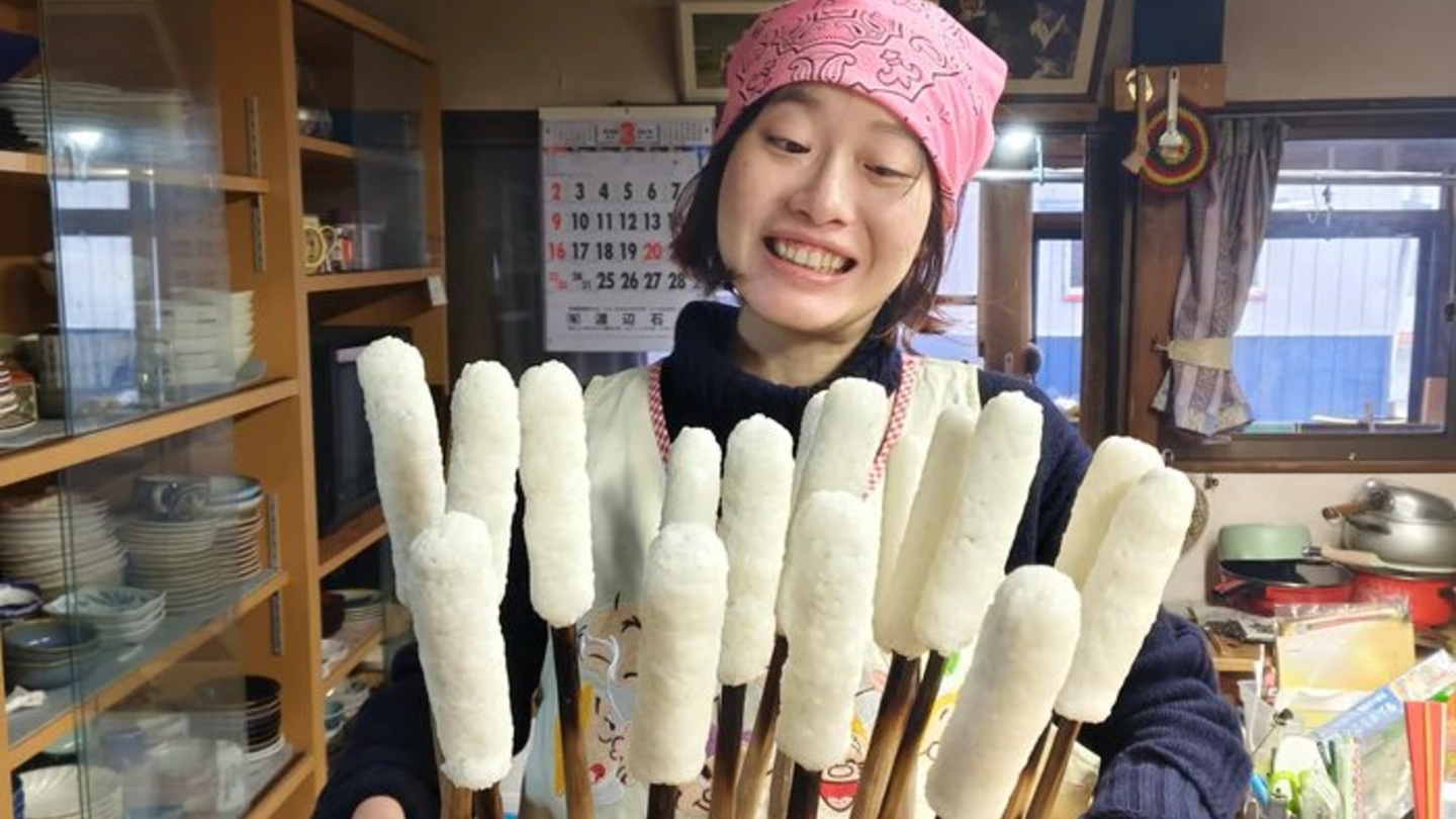 秋田縣大館市烤米棒手作體驗｜圍爐裡的秋田味