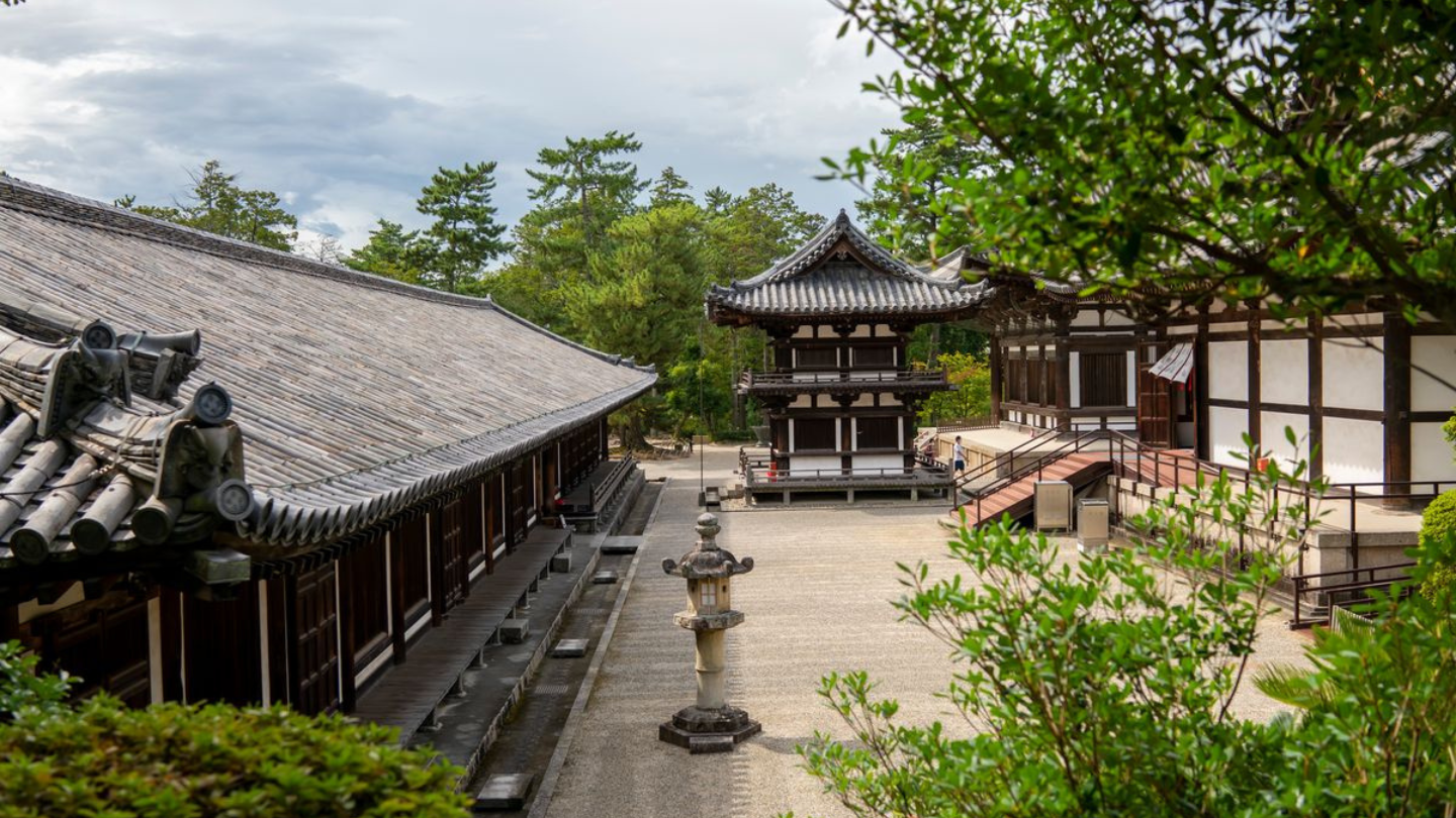 奈良世界遺產巴士一日遊｜法隆寺・中宮寺・藥師寺・唐招提寺五大名寺