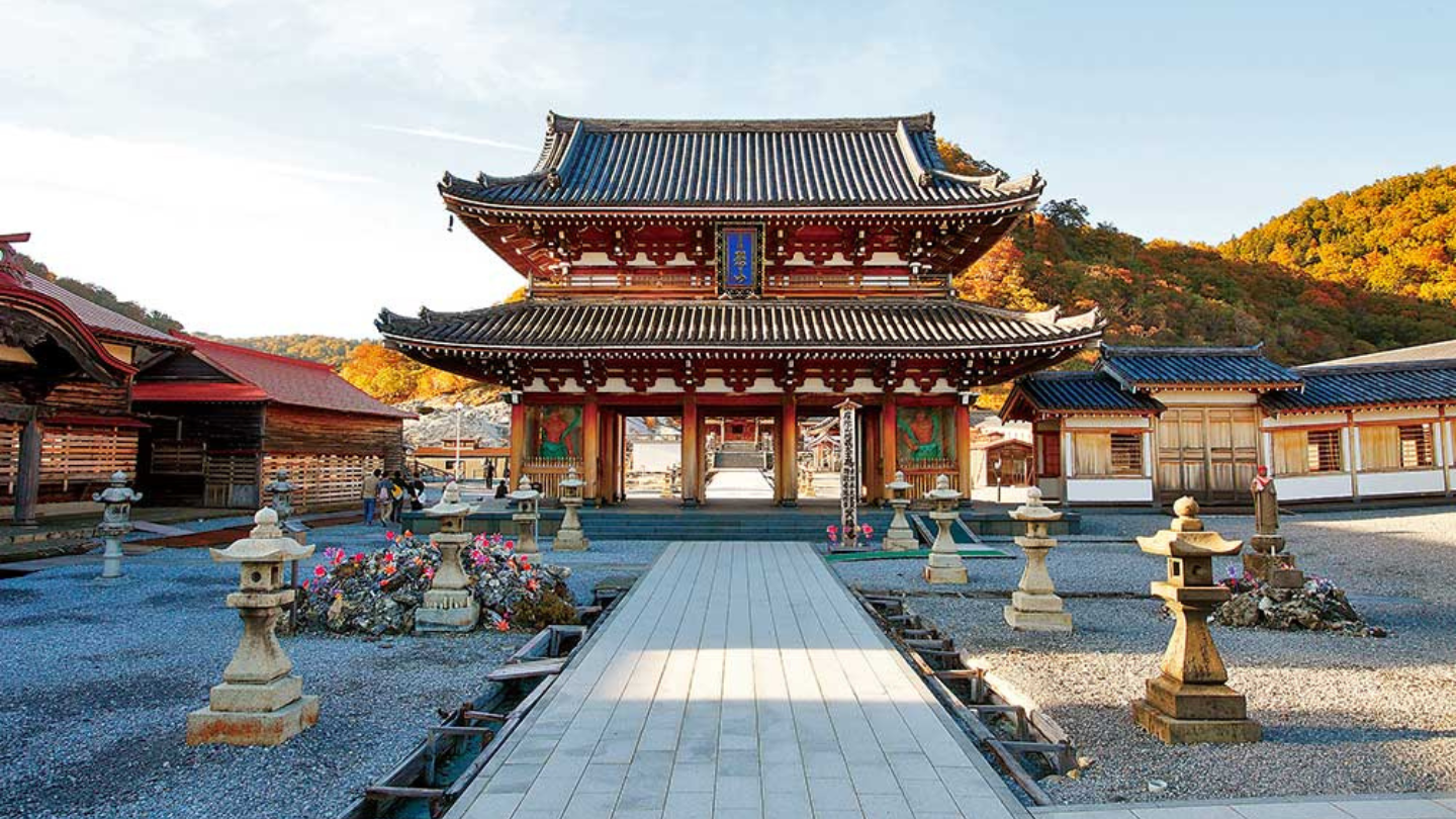 青森｜恐山日本三大靈場深度英語導覽・搭乘在地路線巴士